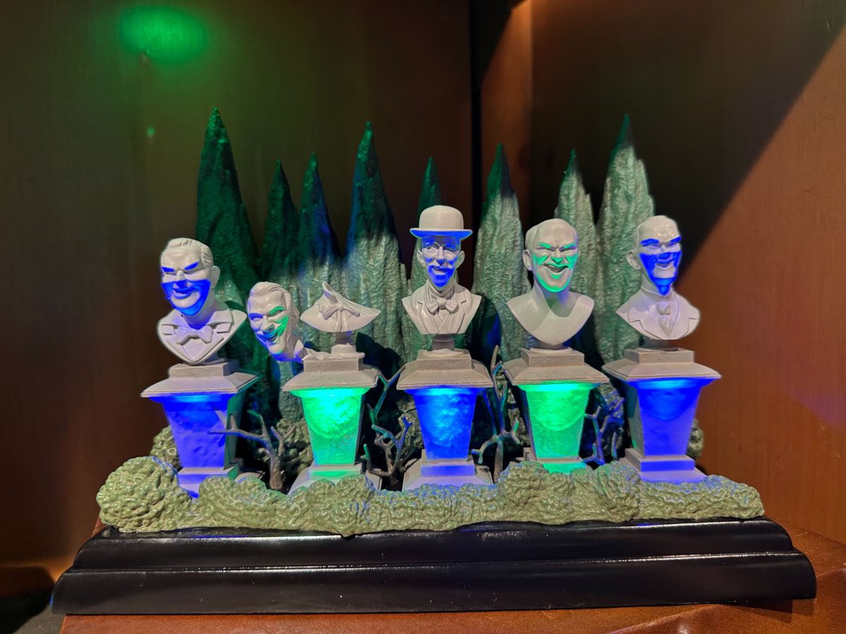Haunted Mansion Singing Busts Memento Mori 2 1