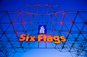 six-flags-theme-park-logo-sign.jpg