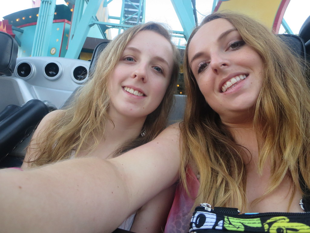 16592963250_1e9b10ea97_b.jpg