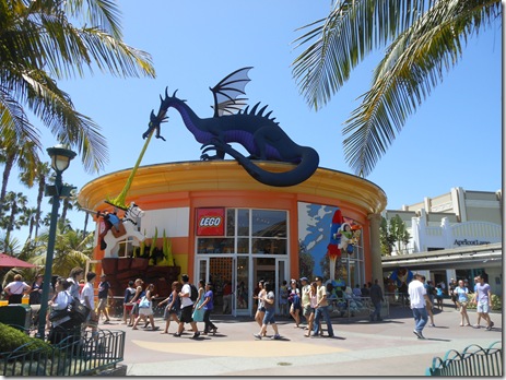 disneyland-1-195_thumb.jpg