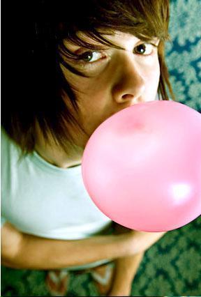 Nevershoutnever-nevershoutnever-2991609-288-426.jpg