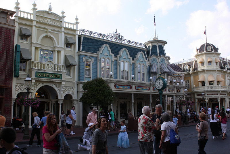 1220553858_DpcBi-L.jpg