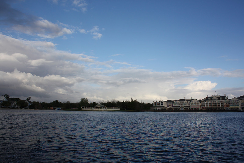 1213249125_CX9HY-L.jpg