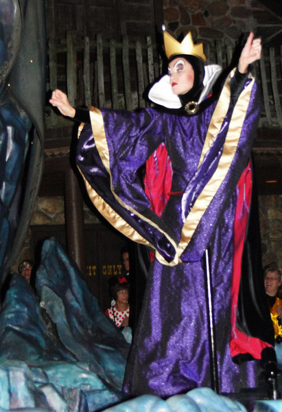 704218342_jPCvF-L.jpg
