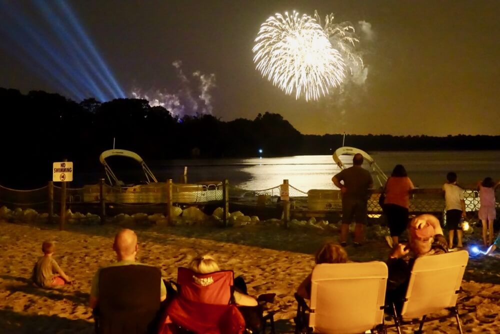 0617fort-wilderness-fireworks-on-beach.jpg