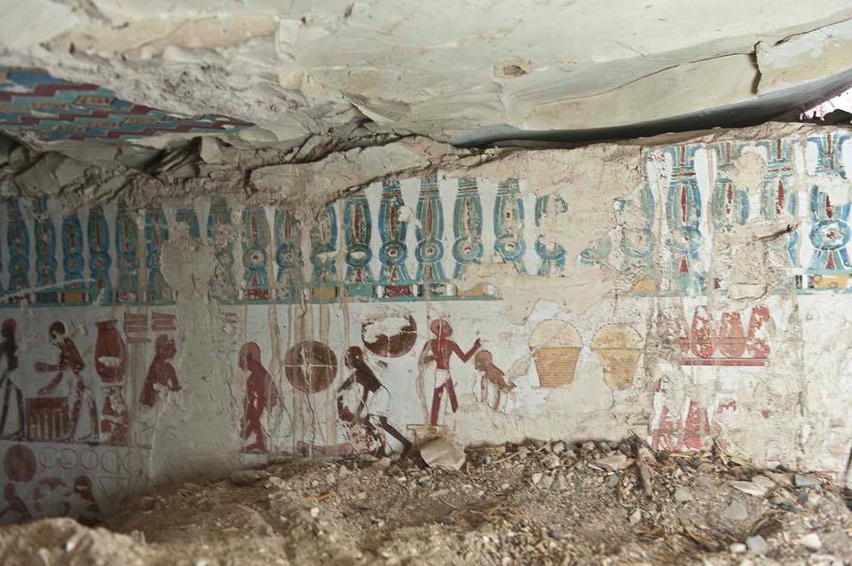 Tomb-1.jpg
