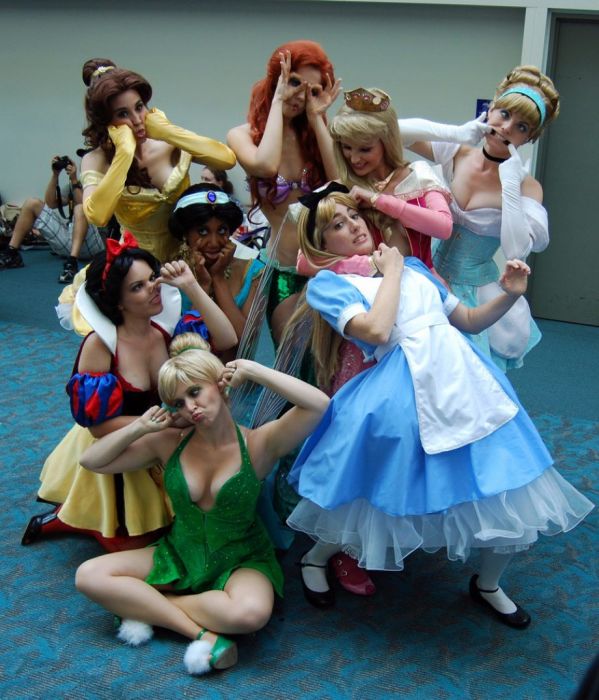 sexy_disney_princesses_18.jpg