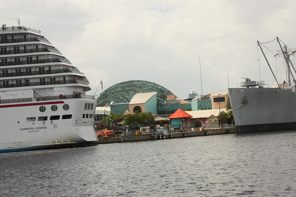 599104348_TxVt9-M.jpg