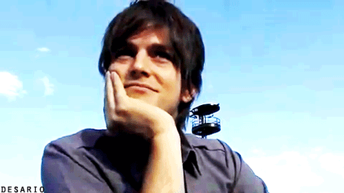 tumblr_lmv0l6NU0y1qzpw3wo1_500.gif