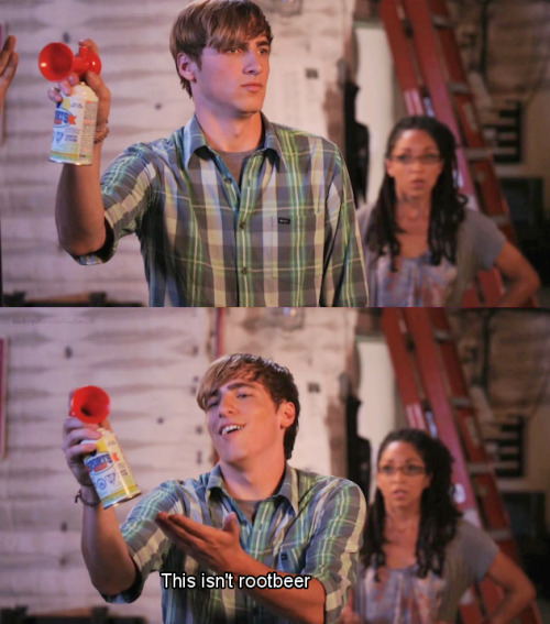 tumblr_ldya39Guur1qd8wb7o1_500.png