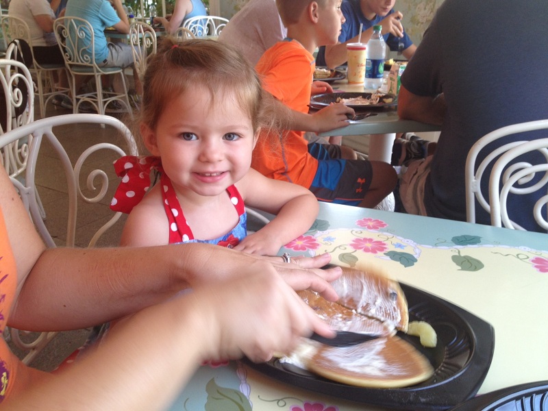 allie_smile_bfast.jpg