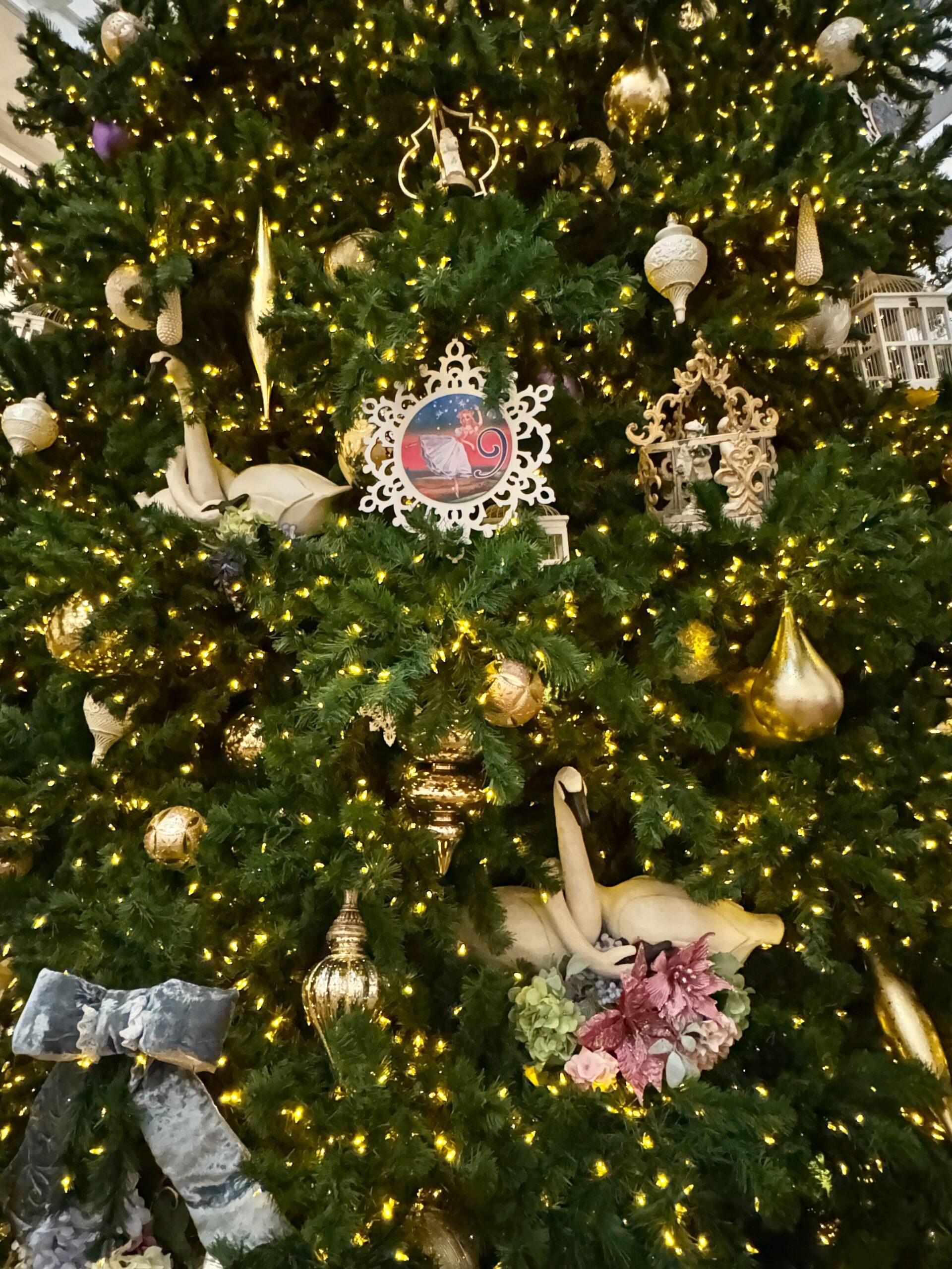 2024-Grand-Floridian-Holidays-MG_1310-scaled.jpg