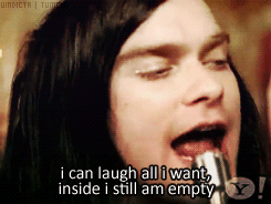 tumblr_lt4a2fQIJQ1qgzqzro1_250.gif