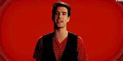 tumblr_loh4f49UnK1qjs8vqo5_250.gif