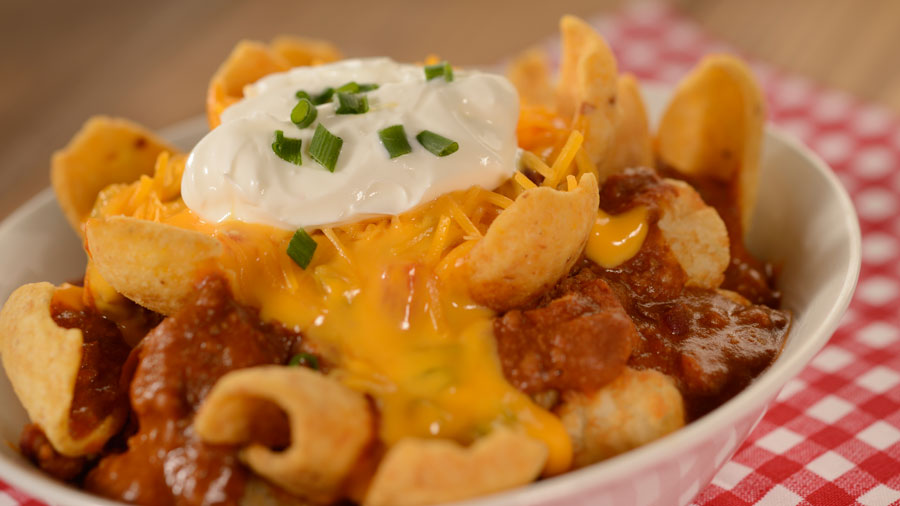 woodys-lunchbox-totchos.jpg