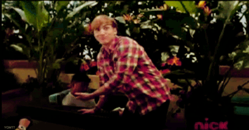 tumblr_lt4wp2Gz7Z1qmj2w1o2_500.gif
