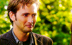 tumblr_lw5lasuahf1r28rujo2_250.gif