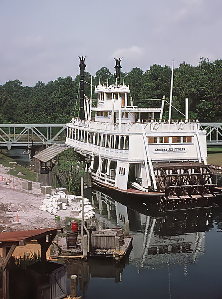 IMG0010-L.jpg