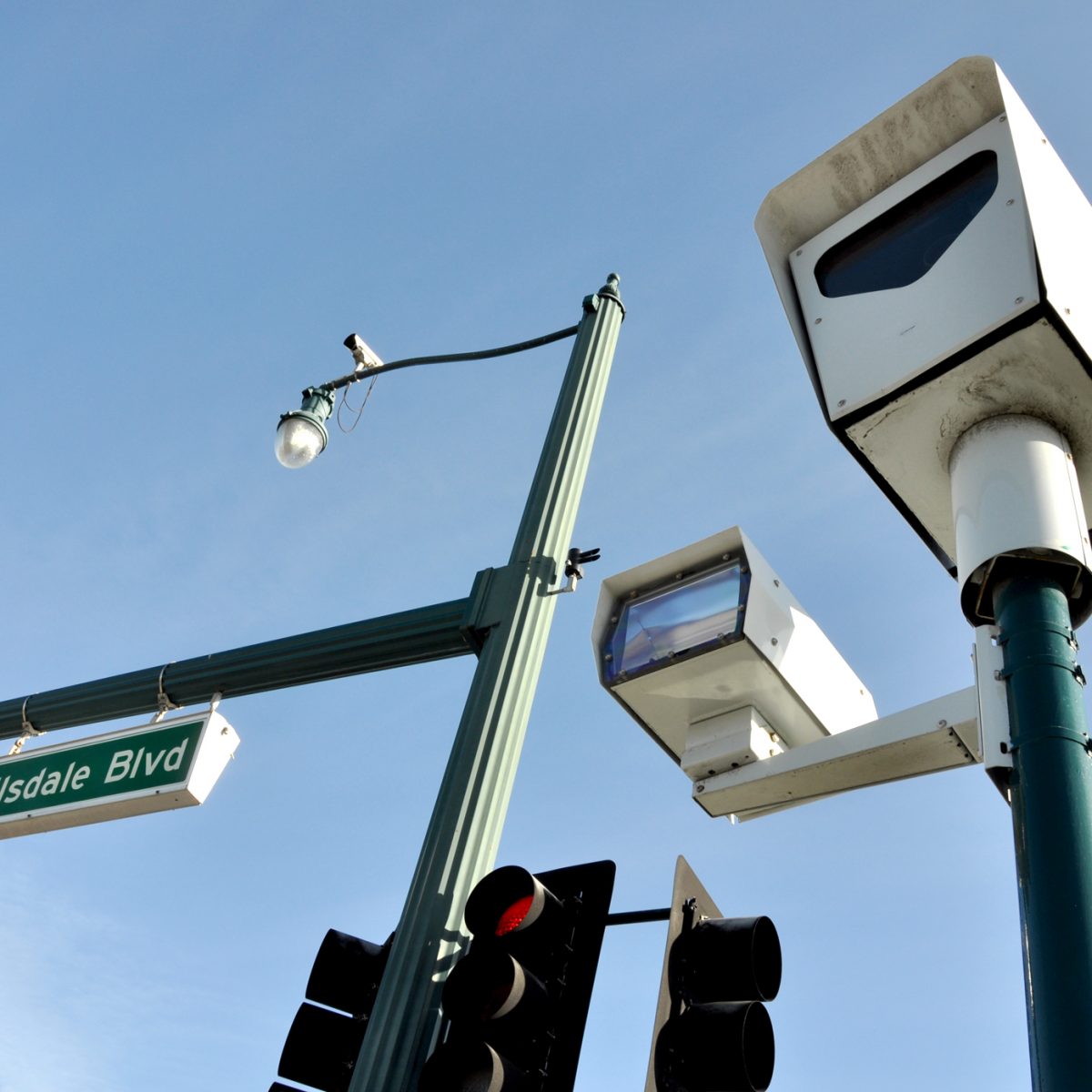 red-light-camera-san-mateo-1200x1200-cropped.jpg