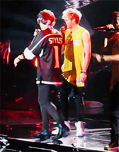 tumblr_mrafsg6xQh1qiolaso1_250.gif