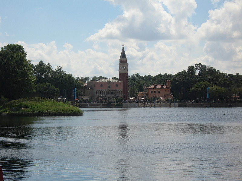 WDW%20157-L.jpg