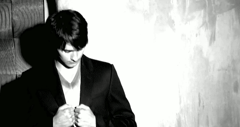 tumblr_lw60hjYxOz1qf3tlno2_500.gif