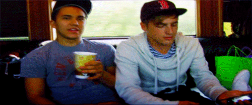 tumblr_lubdmlmDFH1qzm8tno1_500.gif