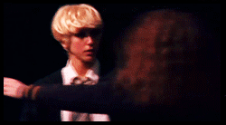 tumblr_la6wfpZ0Cu1qa5w4w.gif