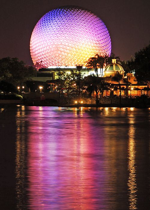 Spaceship_Earth_at_Epcot.jpg