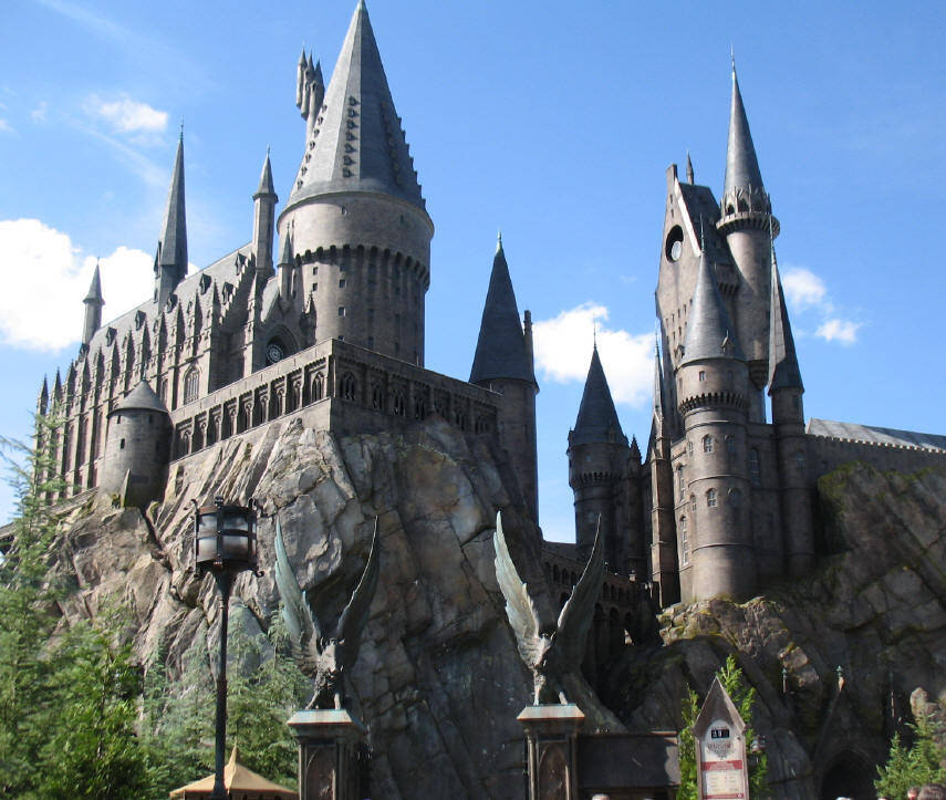 hogwarts-castle-front.jpg
