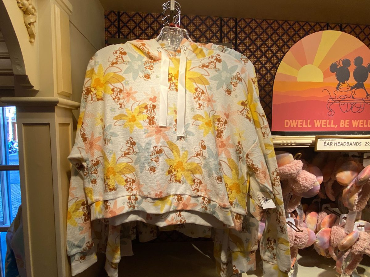 be-happy-apparel-0-1200x900.jpg