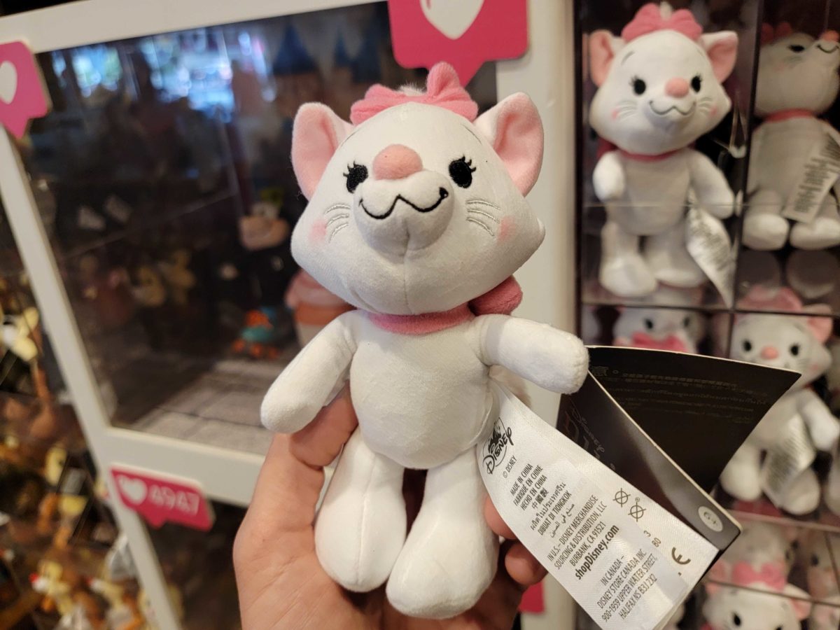 disney-nuimos-marie-plush-092106-1200x900.jpg