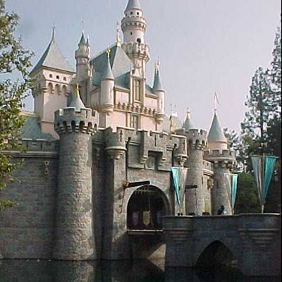 entertainment-disneyland.jpg