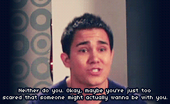 tumblr_lyi2eqnnig1qa4llno5_250.gif