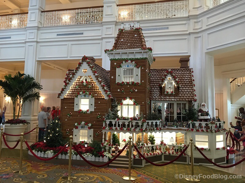 Grand-Floridian-Completed-2017-Gingerbread-House.jpg