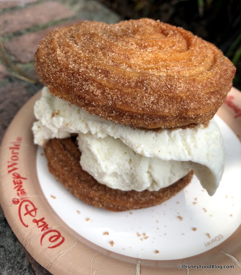 vanilla-churro-ice-cream-sandwich-sleepy-hollow-june-2018-1.jpg