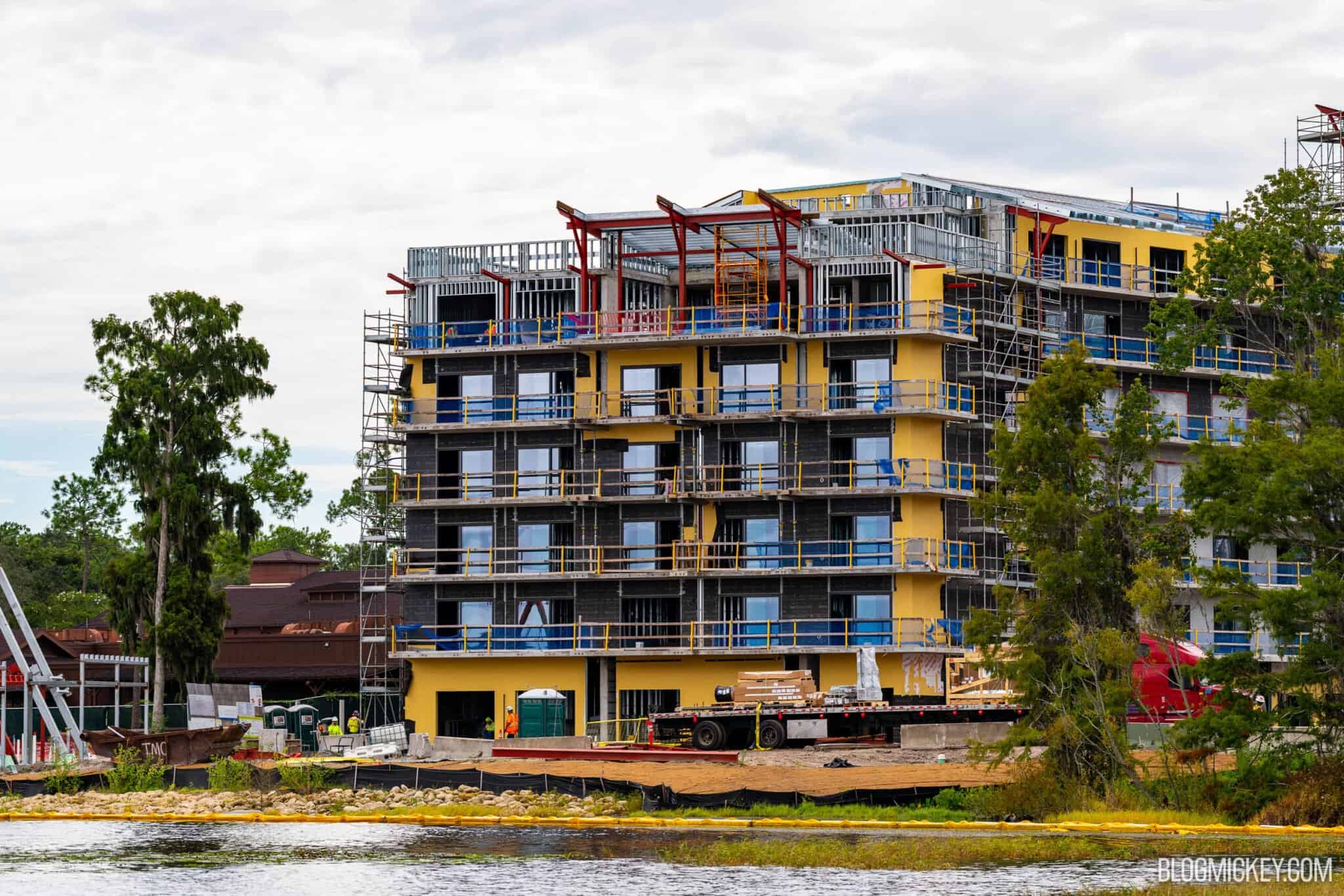 lakeshore-lodge-construction-watercraft-09092025-16-2048x1366.jpg