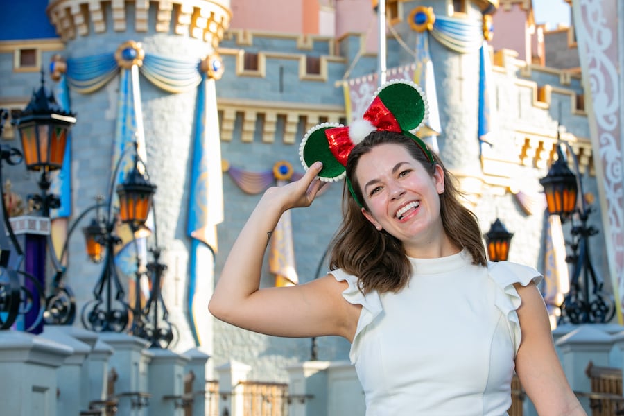Holiday-themed Minnie Mouse Headband Ears Holiday-themed Minnie Mouse Headband Ears