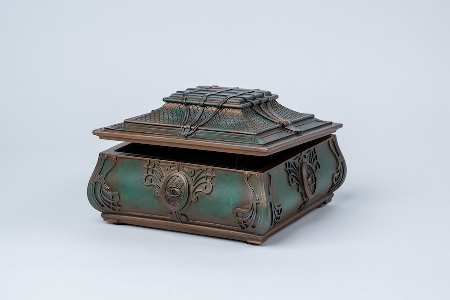 Haunted Mansion Parlor Music Box, coming to the Haunted Mansion bar on Disney Cruise Line's newest ship the Disney Treasure Haunted Mansion Parlor Music Box, coming to the Haunted Mansion bar on Disney Cruise Line's newest ship the Disney Treasure