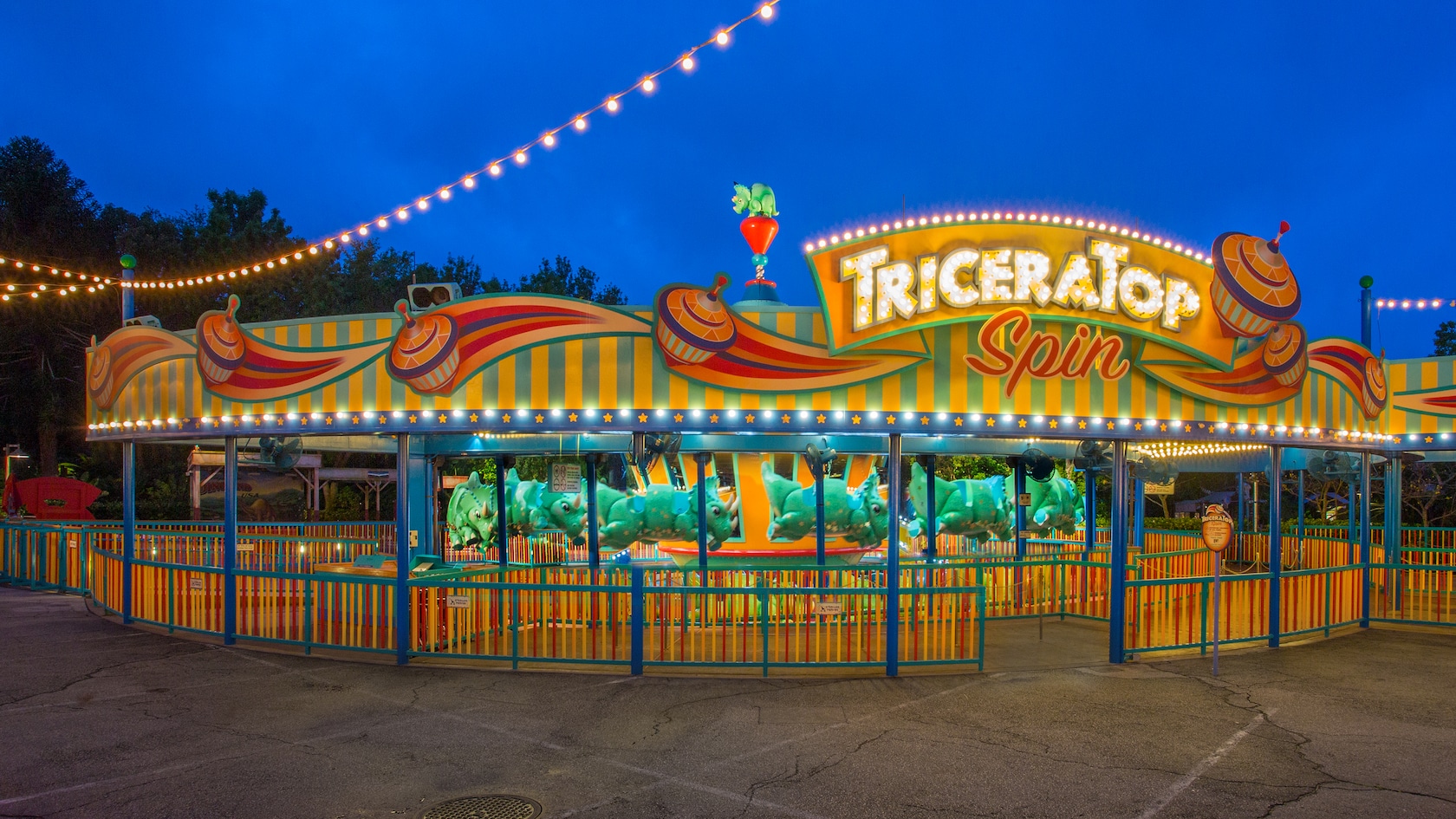 TriceraTop Spin | Animal Kingdom Attractions | Walt Disney World Resort