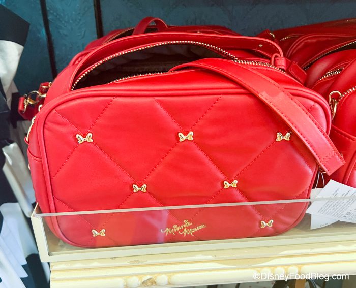 2022-dlr-disneyland-disney-clothiers-red-minnie-mouse-bow-purse-700x567.jpg